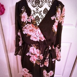 Gorgeous black floral maxi dress